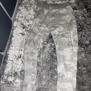 Camouflage Joggers